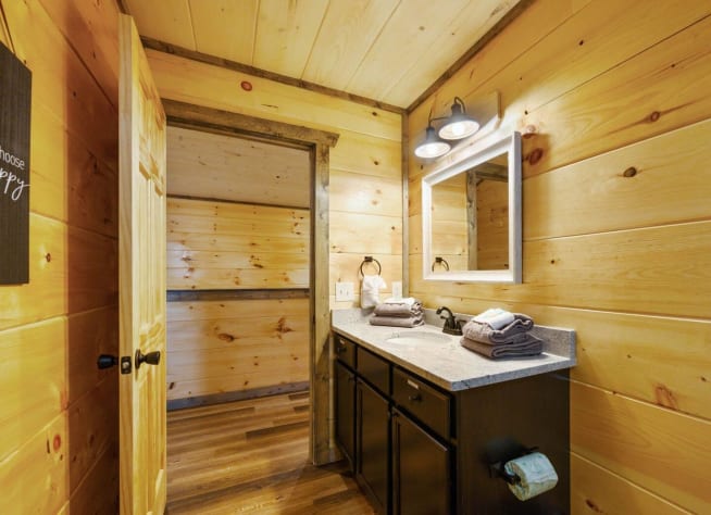 Pigeon Forge, Tennessee Cabin Rental - Gallery Image #24