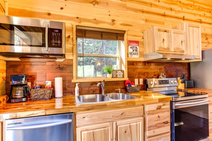 Pigeon Forge, Tennessee Cabin Rental - Gallery Image #2
