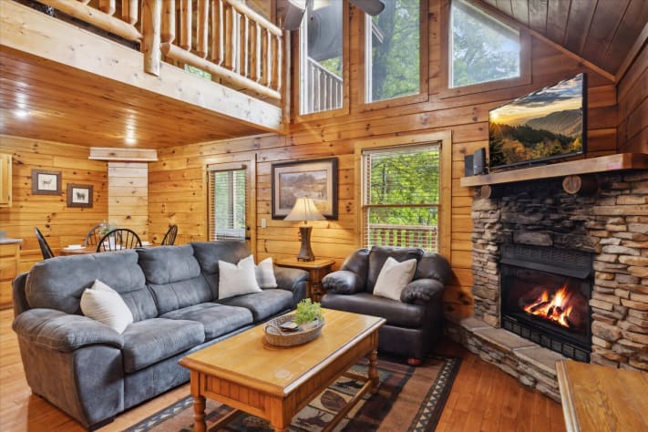 Pigeon Forge, Tennessee Cabin Rental - Gallery Image #1