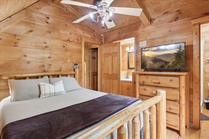 Gatlinburg, Tennessee Cabin Rental - Gallery Image #18