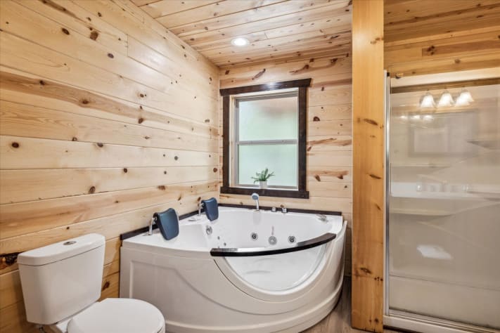 Pigeon Forge, Tennessee Cabin Rental - Gallery Image #2