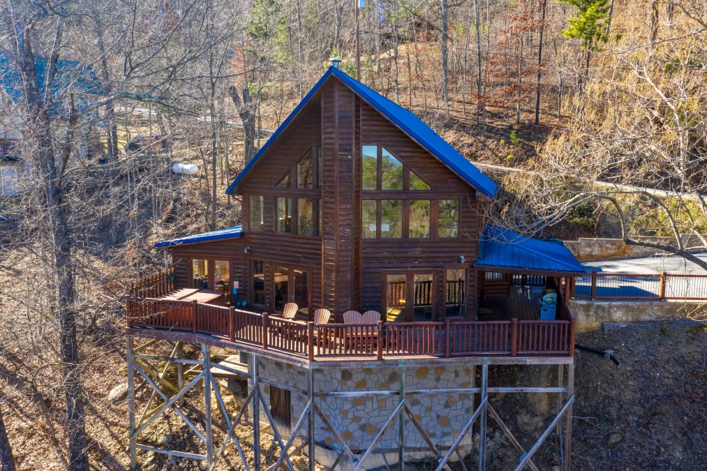 HATCHER MOUNTAIN RETREAT photo 1