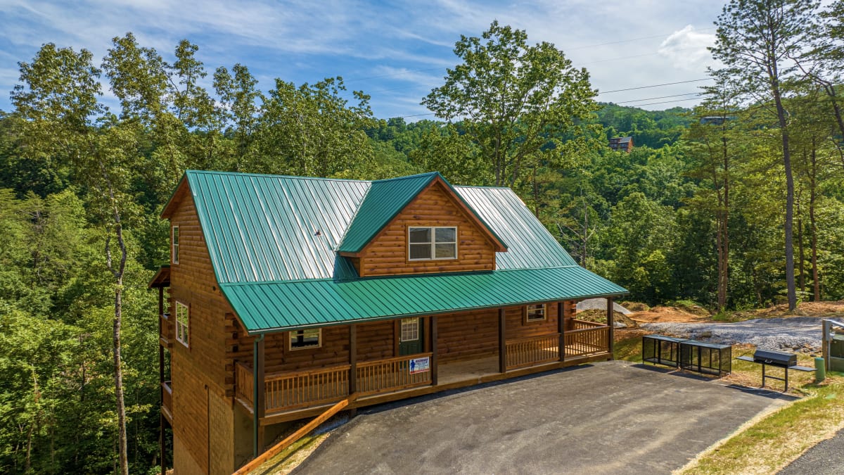 HILLBILLY HIDEAWAY photo 1