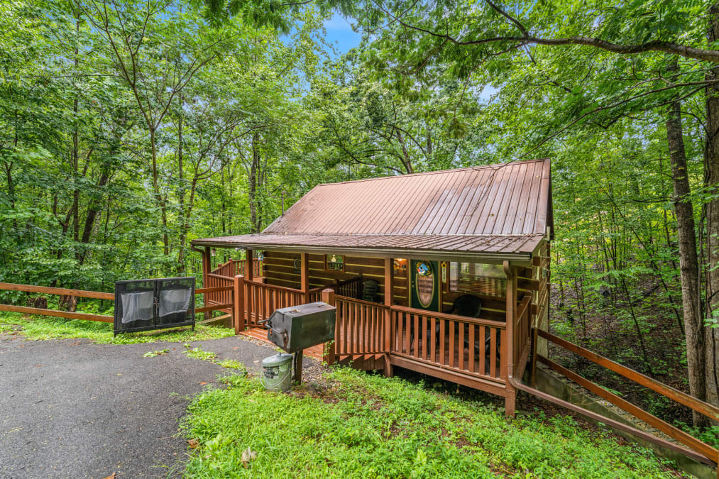 BOOTLEGGER HILL HIDEAWAY photo 1
