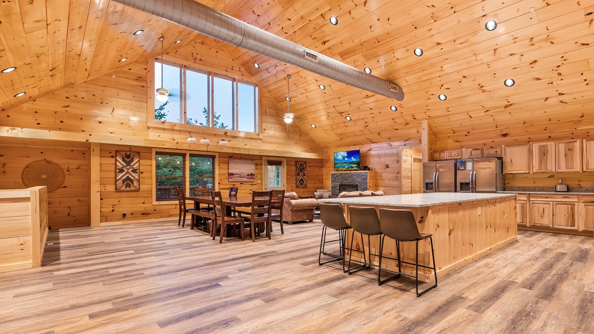 MOUNTAIN TOP LIVING photo 1