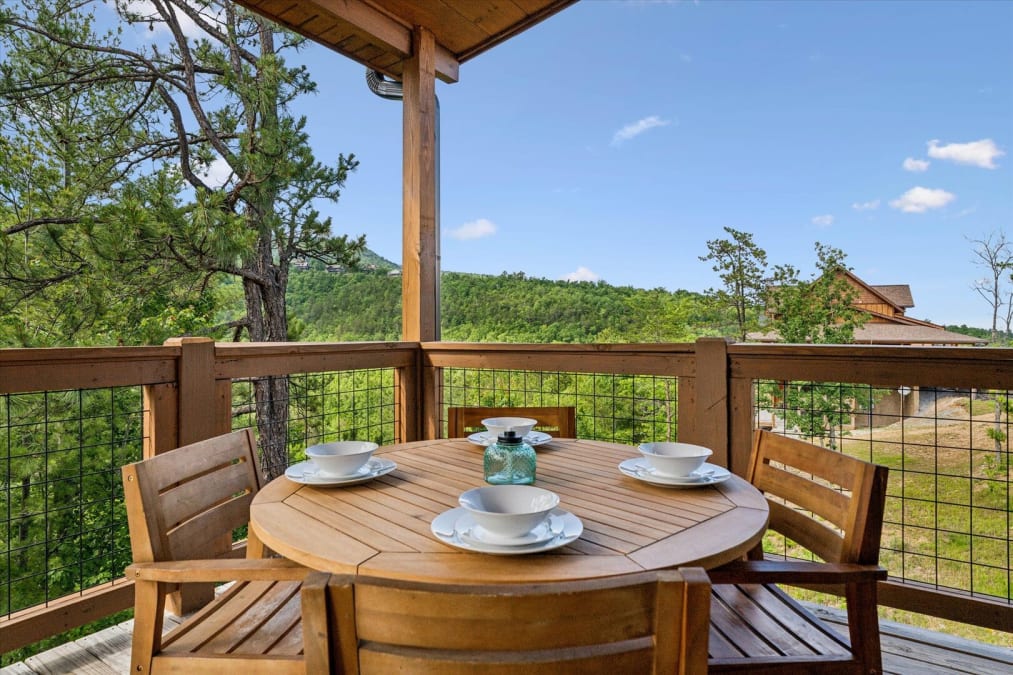 Elkridge Cabin photo 1