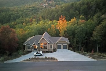 House Rental in Sevierville, TN offering a deal!