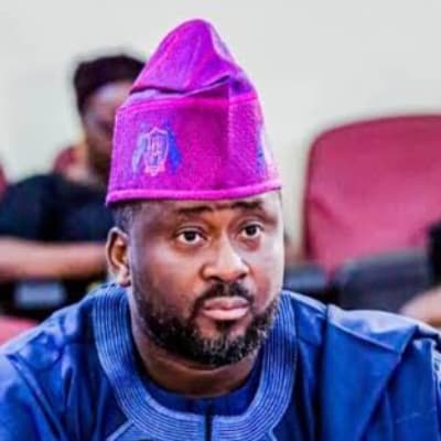 Desmond Elliot