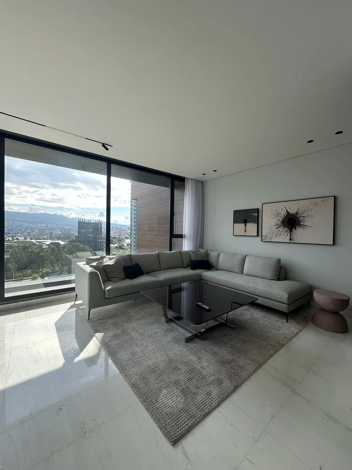 Achrafieh Residence with Gym & Pool
