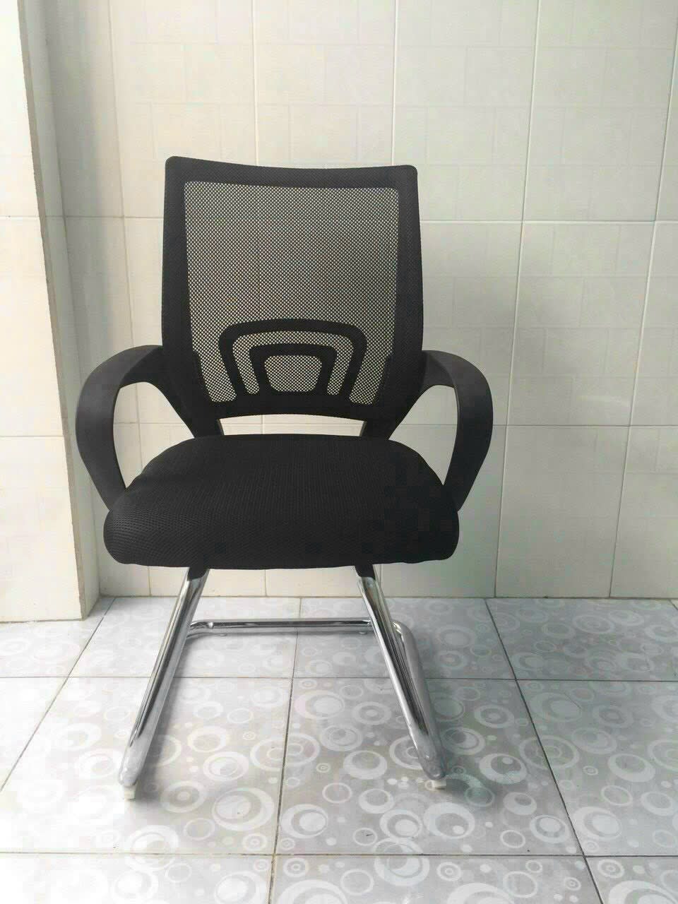 Ghế chân quỳ văn phòng sang trọng - ảnh 5