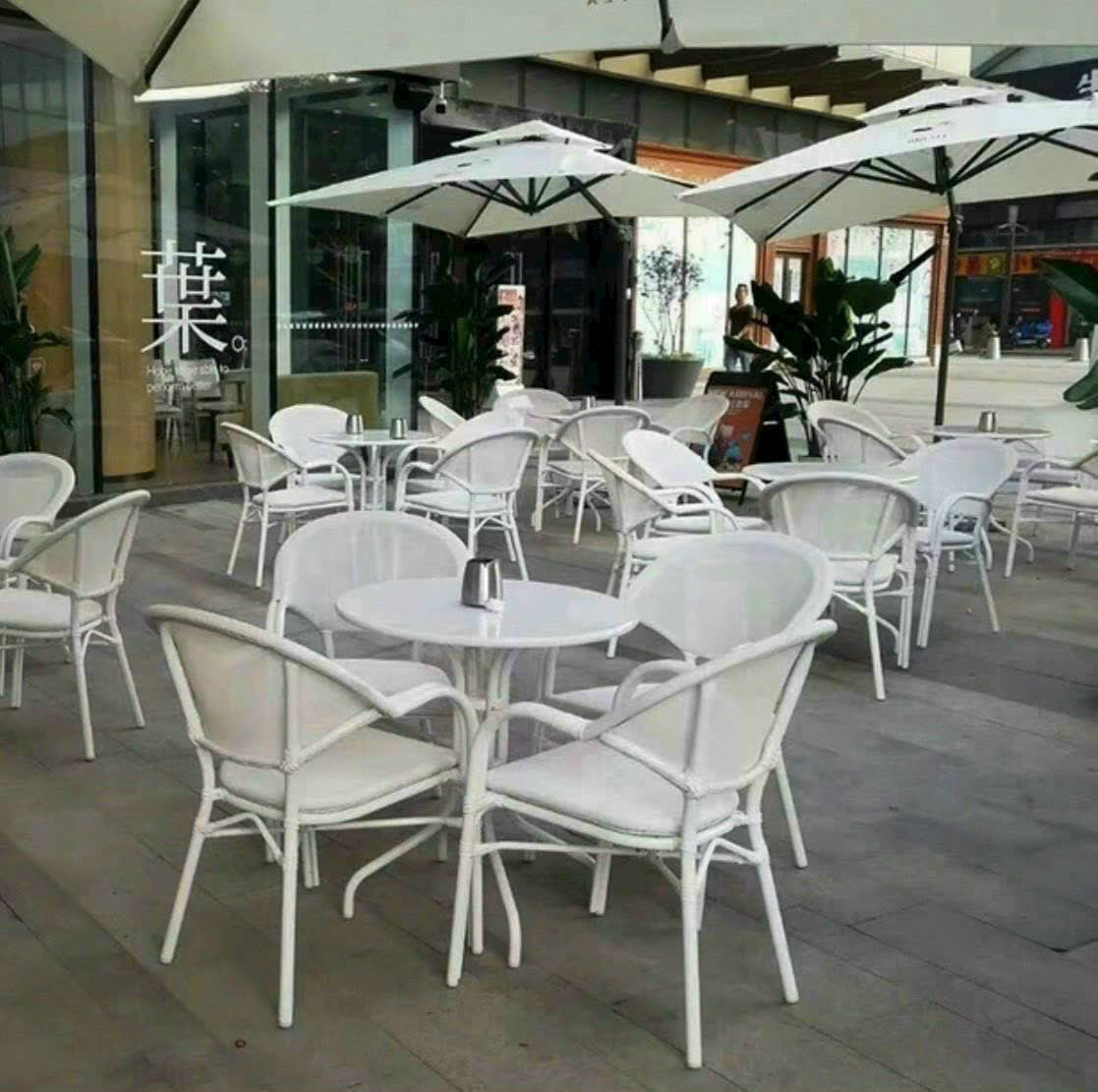 Bàn ghế gỗ nhựa ngoài trời sang trọng - ảnh 4