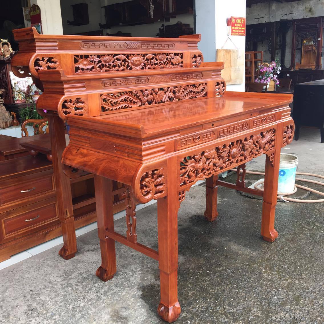 Bàn thờ gỗ mẫu 5 - ảnh 3