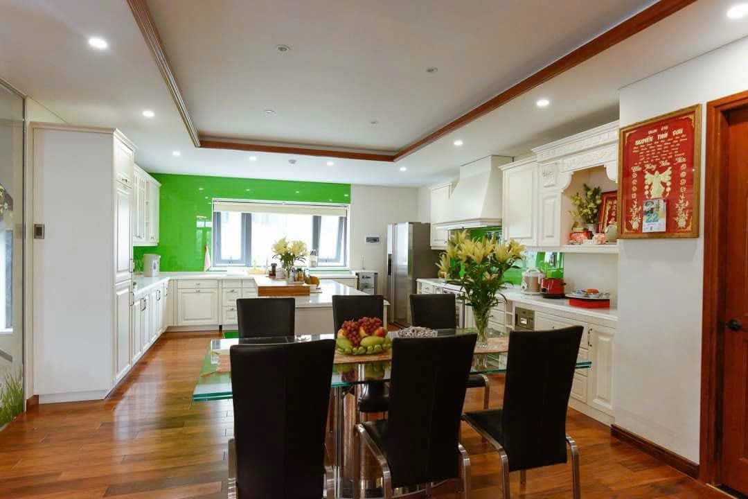 Căn hộ tân cổ điển — nhẹ nhàng & tinh tế