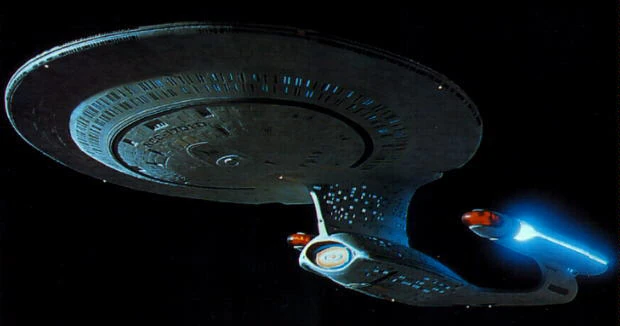 Captura del Enterprise D de la serie Star Trek TNG