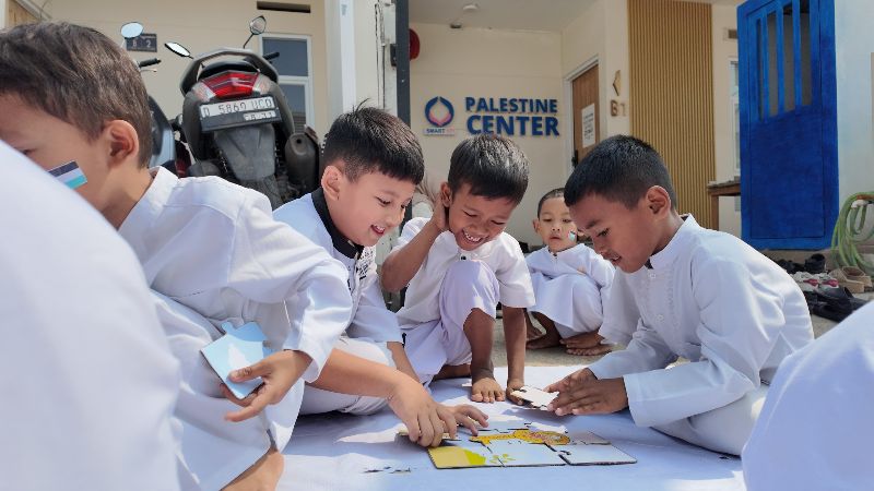 Puluhan Anak TK Belajar Palestina Lewat Permainan Interaktif
