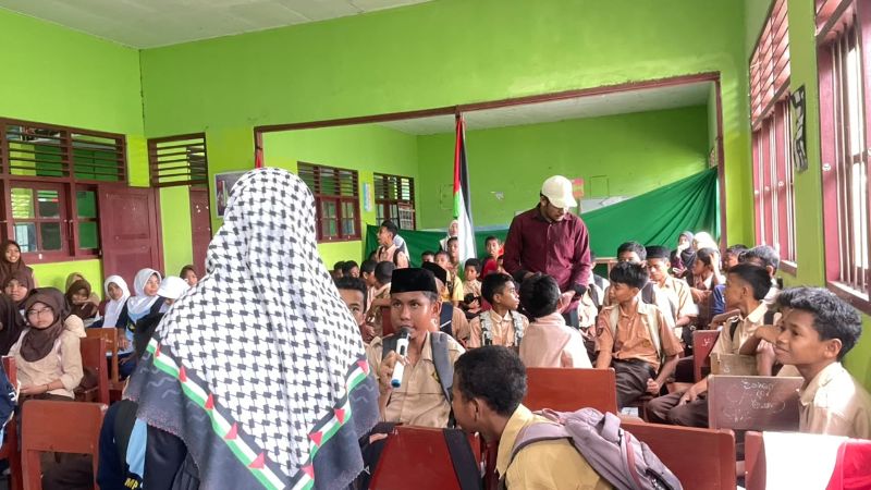 Para Pemuda Ajak Pelajar Ambon Jaga Al-Aqsha dari Jauh dengan Cara Ini