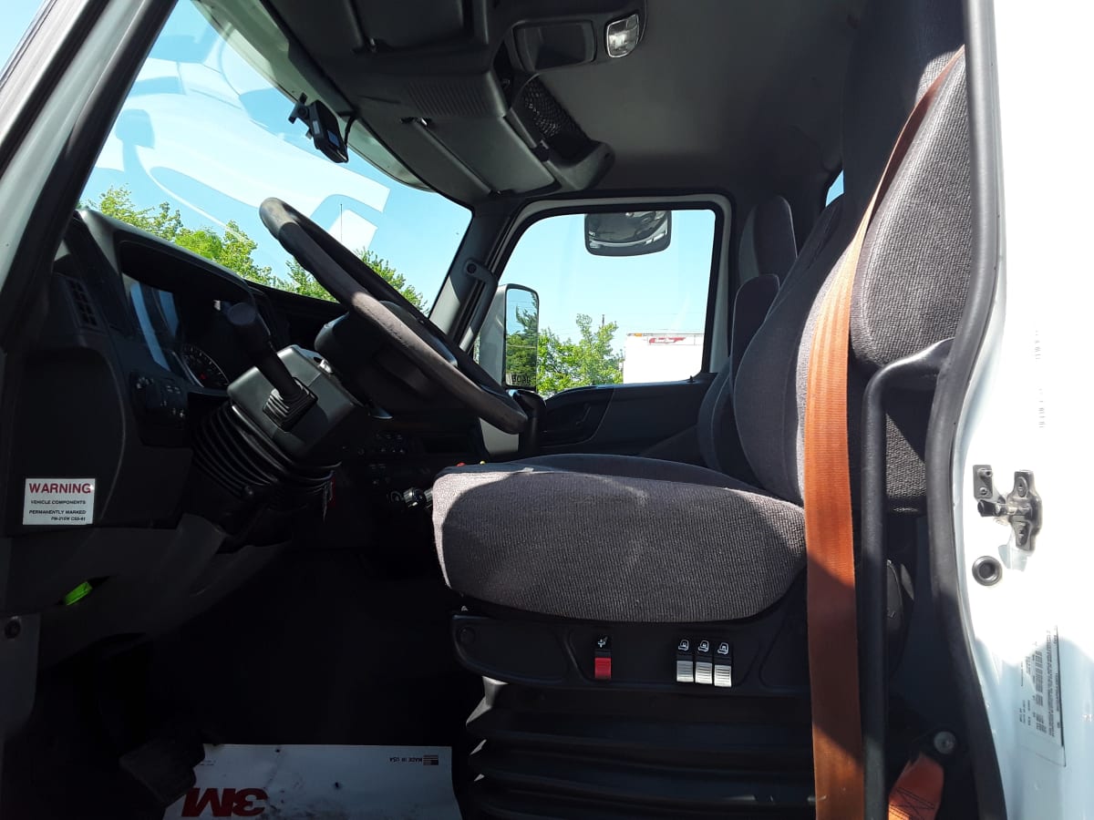 2018 Navistar International LT625 DAYCAB T/A 221263