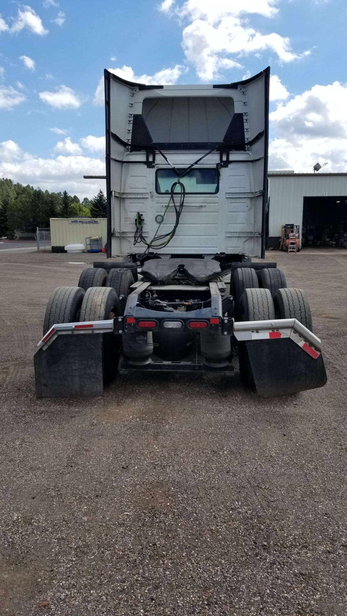 2020 Volvo VNL62T300 243762