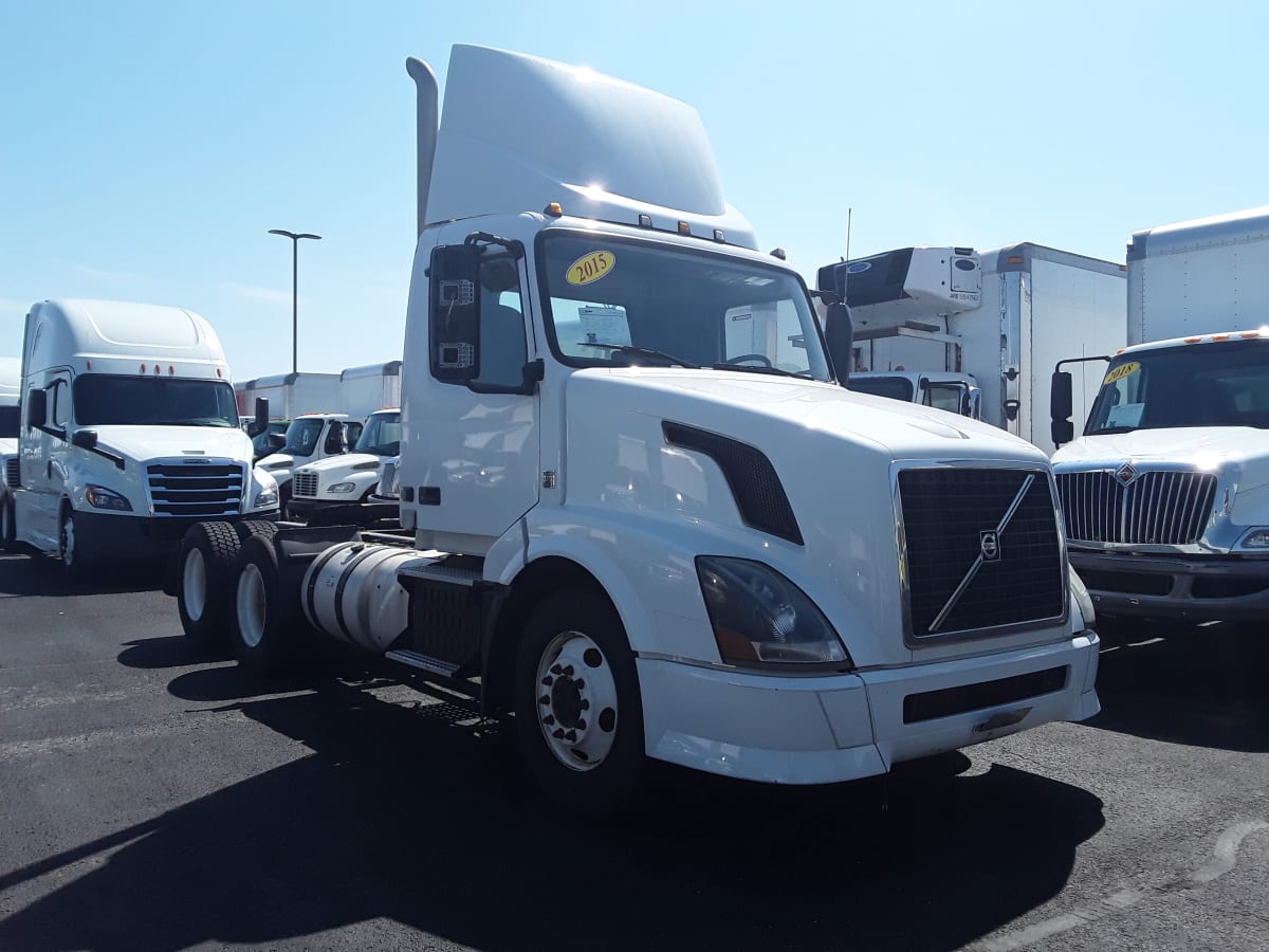 2015 Volvo VNL64TRACTOR 310864