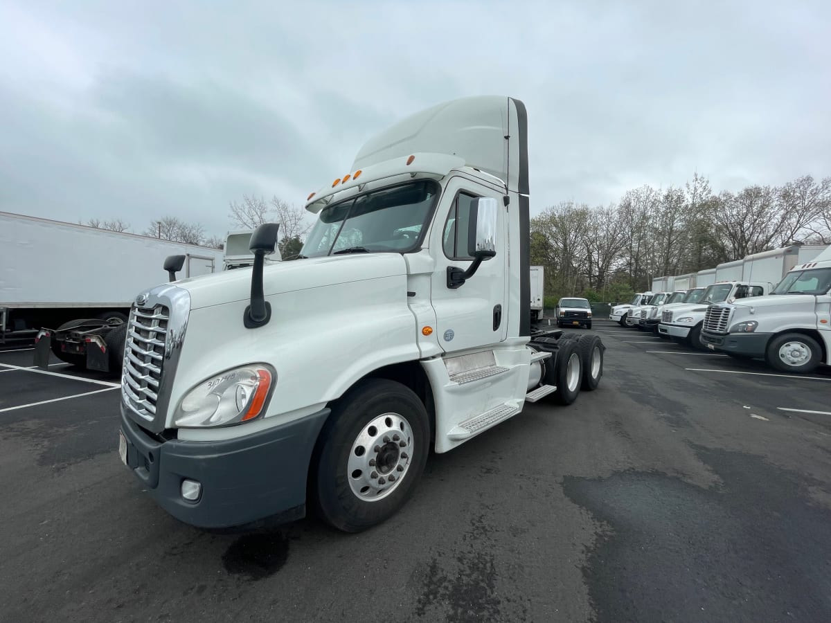 Freightliner/Mercedes CASCADIA 125 VEH-313148