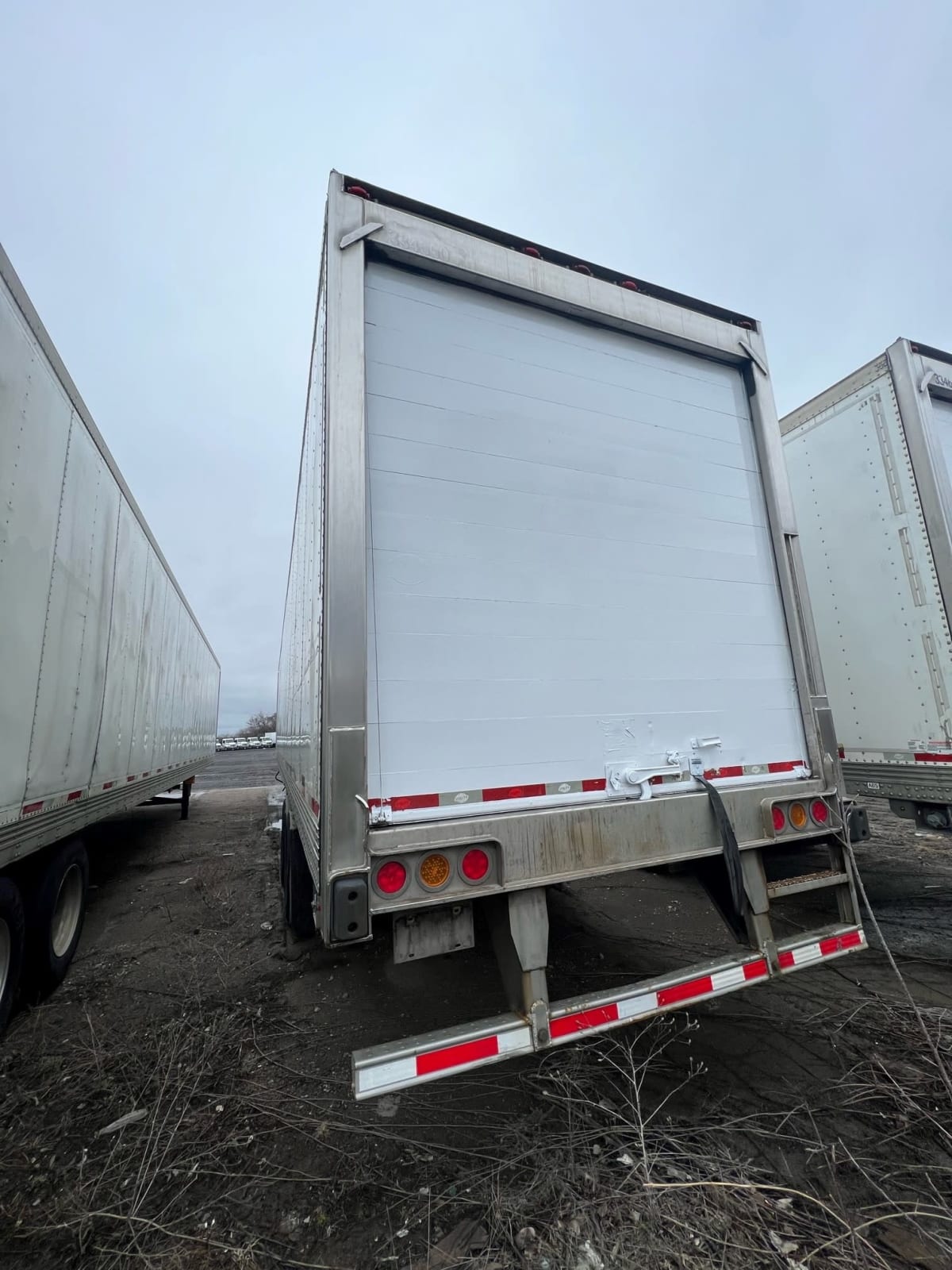 2015 Utility Trailers VS2RA 53/162/102 334650