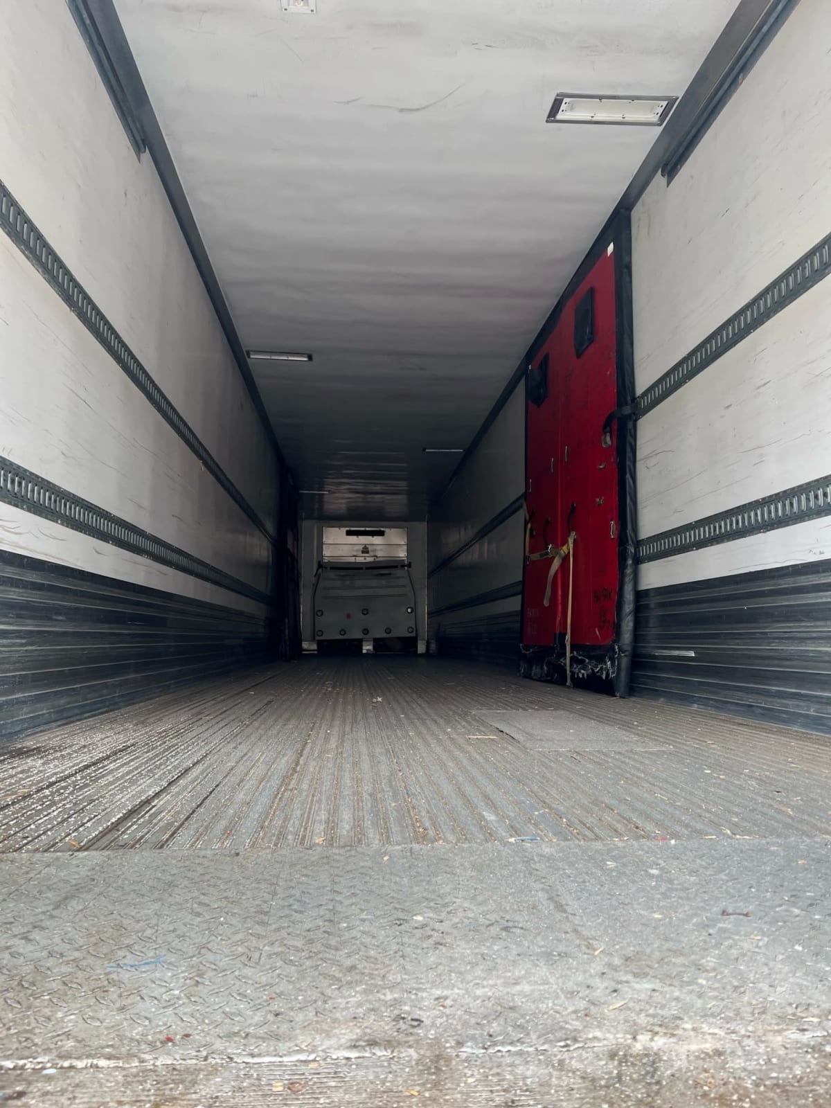 2015 Utility Trailers VS2RA 53/162/102 334650