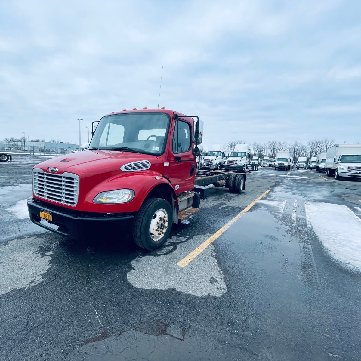 Freightliner/Mercedes M2 106 VEH-344917