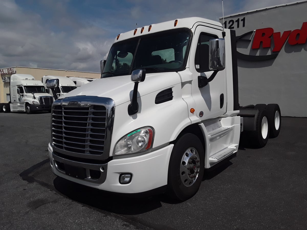 Freightliner/Mercedes CASCADIA 113 VEH-358412