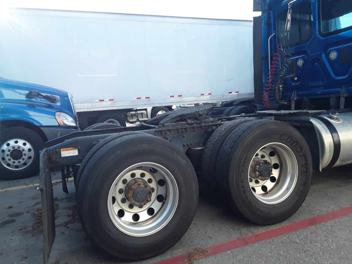 2016 Freightliner/Mercedes CASCADIA 125 371560