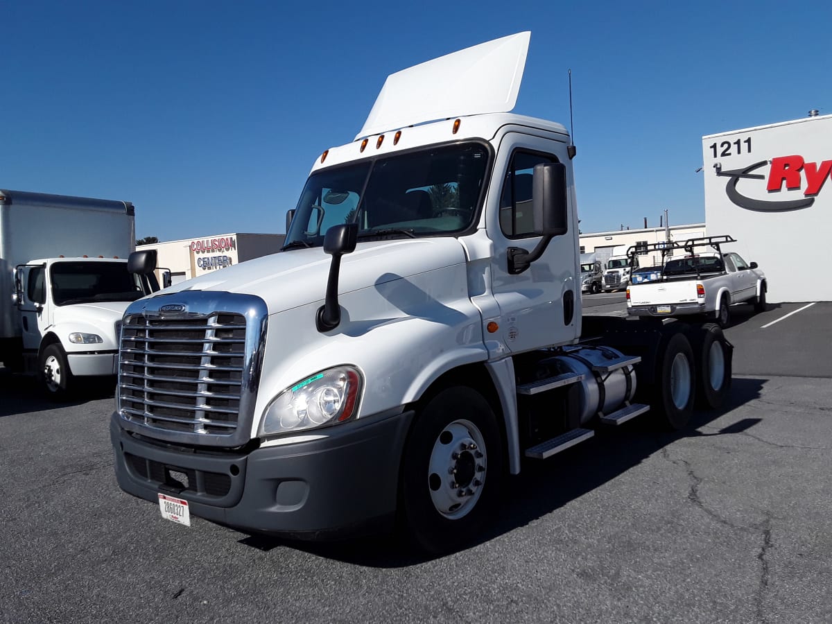 Freightliner/Mercedes CASCADIA 125 VEH-373736