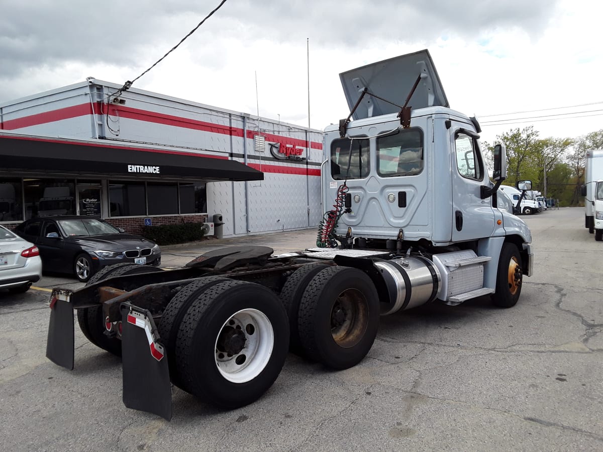 2016 Freightliner/Mercedes CASCADIA 125 394568