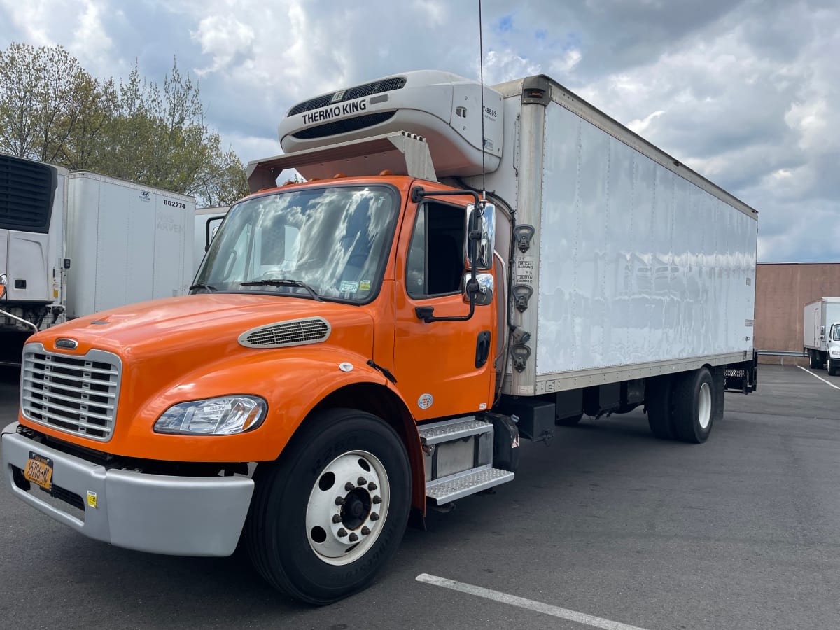 2013 Freightliner/Mercedes M2 106 485954