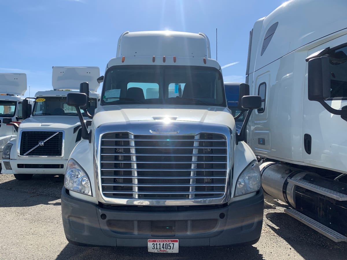 2015 Freightliner/Mercedes CASCADIA 125 564057