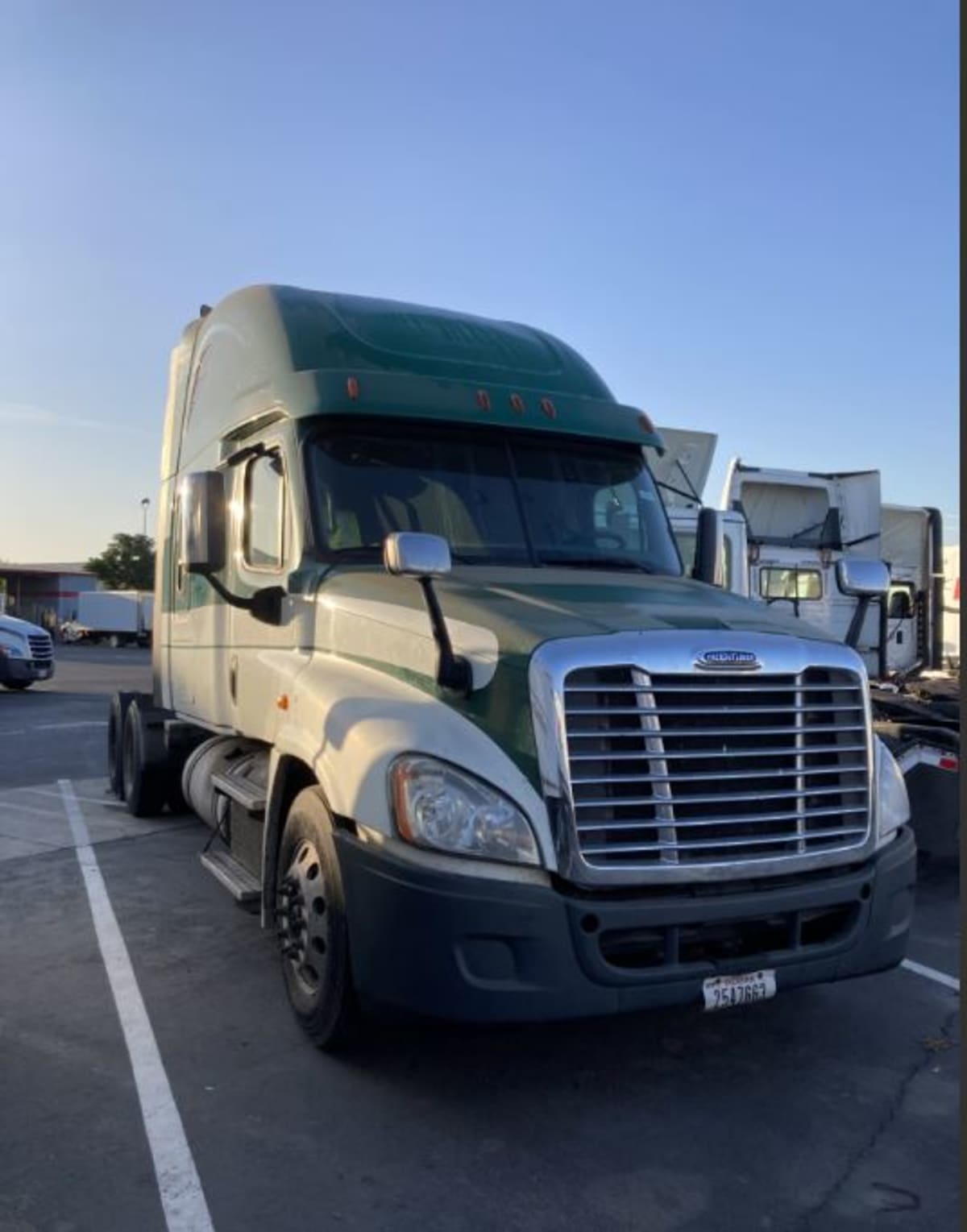 2015 Freightliner/Mercedes CASCADIA 125 575187