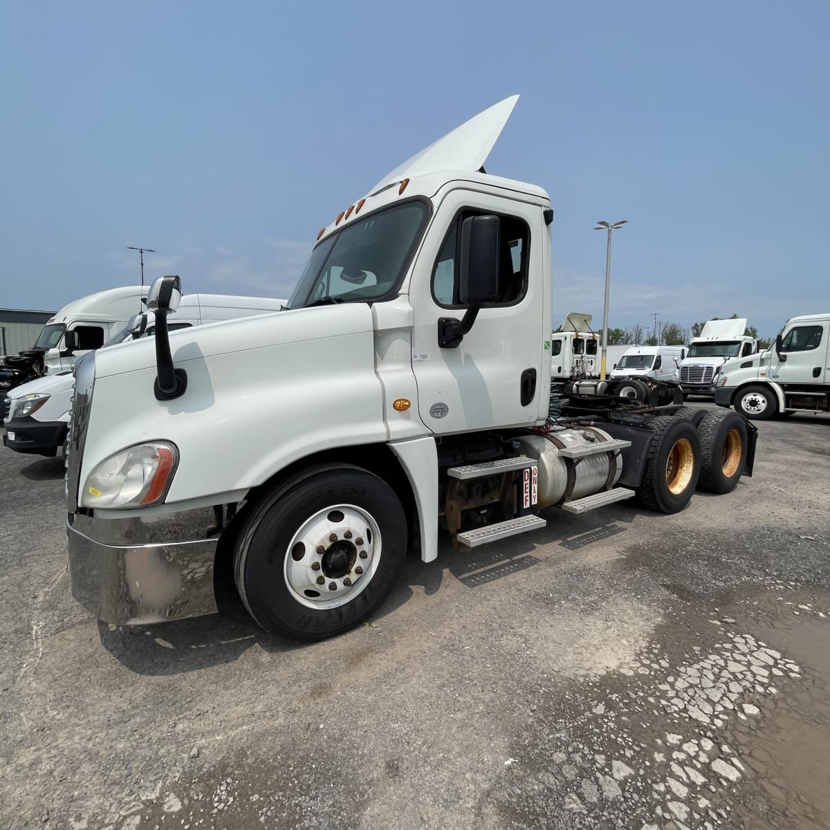 2016 Freightliner/Mercedes CASCADIA 125 643097