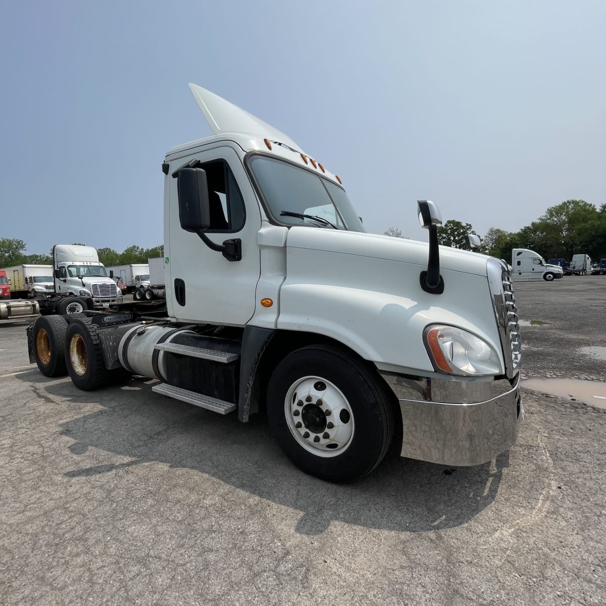 2016 Freightliner/Mercedes CASCADIA 125 643097