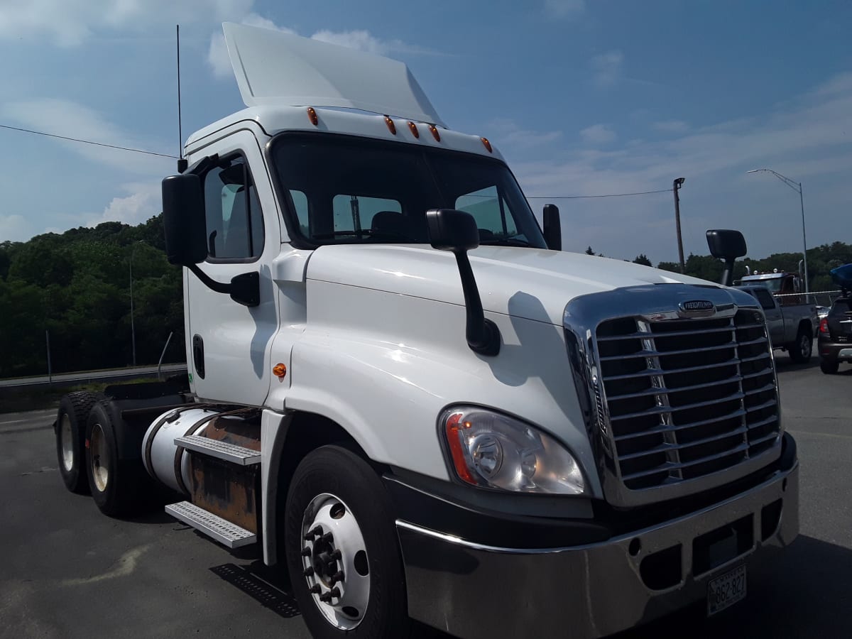 2016 Freightliner/Mercedes CASCADIA 125 643366