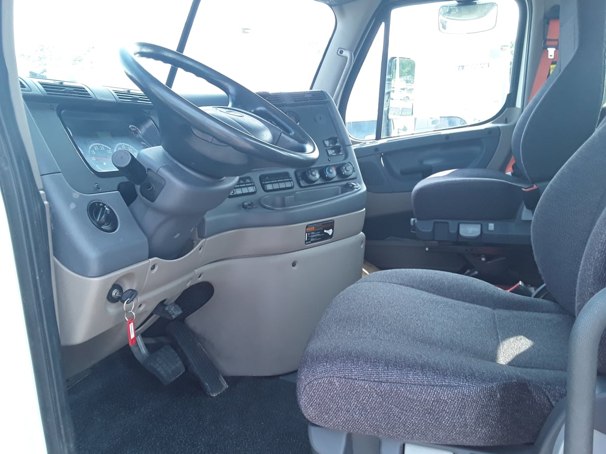 2016 Freightliner/Mercedes CASCADIA 125 643366