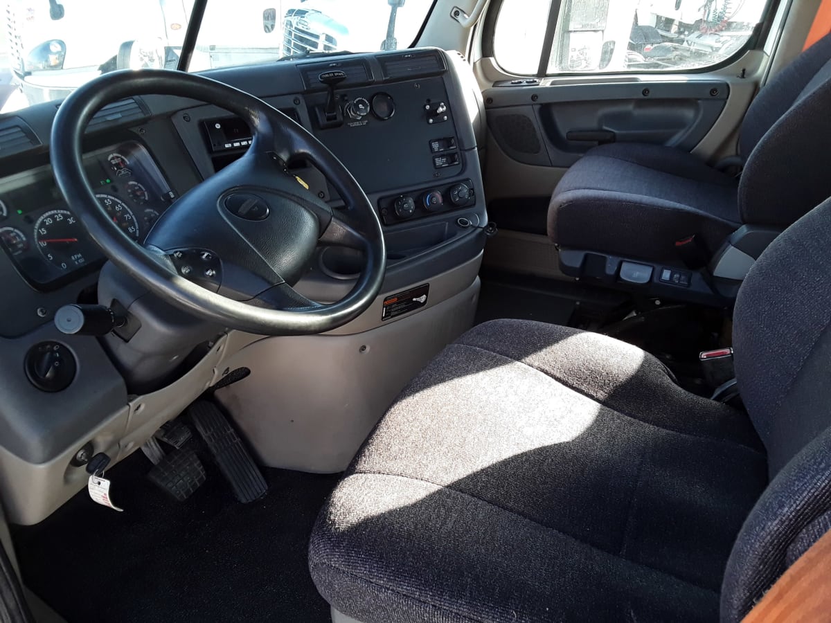 2016 Freightliner/Mercedes CASCADIA 125 643371