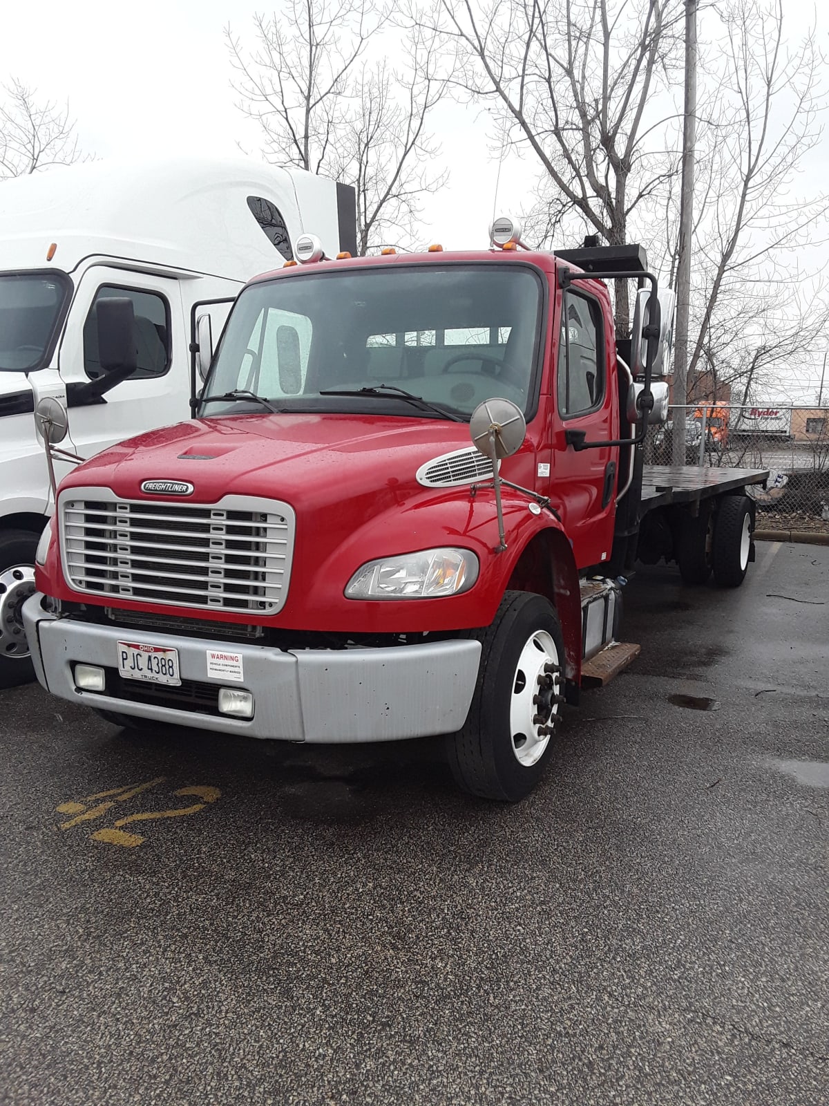 Freightliner/Mercedes M2 106 VEH-645026