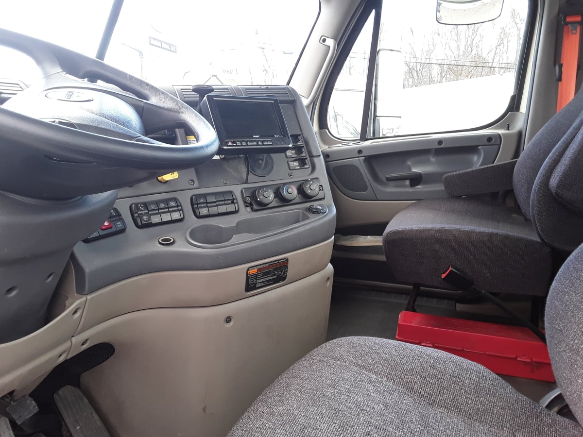 2016 Freightliner/Mercedes CASCADIA 125 645948