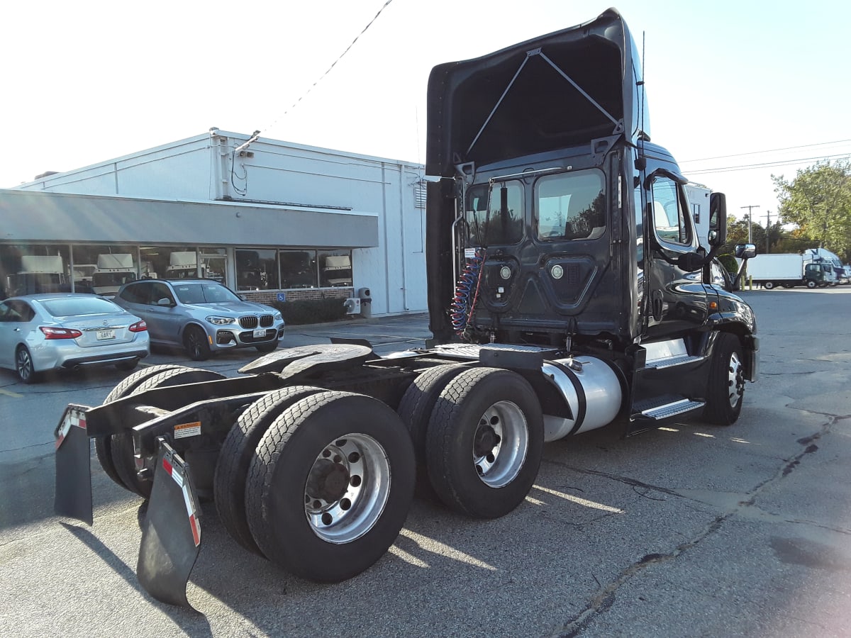 2016 Freightliner/Mercedes CASCADIA 125 648746