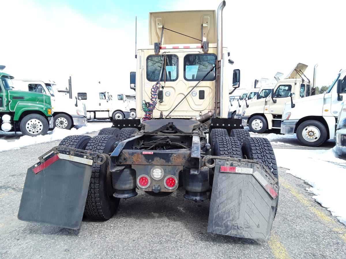 2016 Freightliner/Mercedes CASCADIA 125 651201