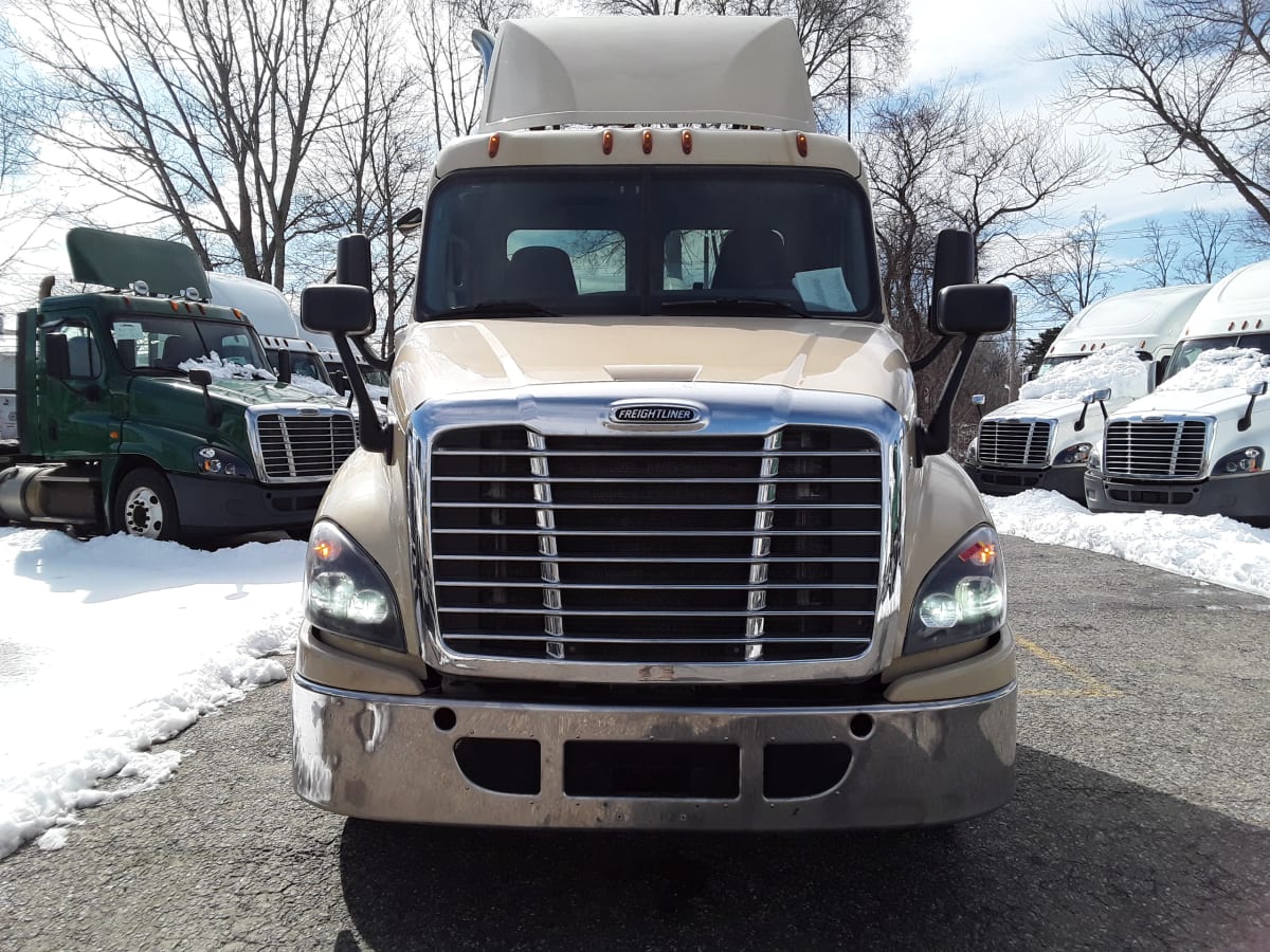 2016 Freightliner/Mercedes CASCADIA 125 651201