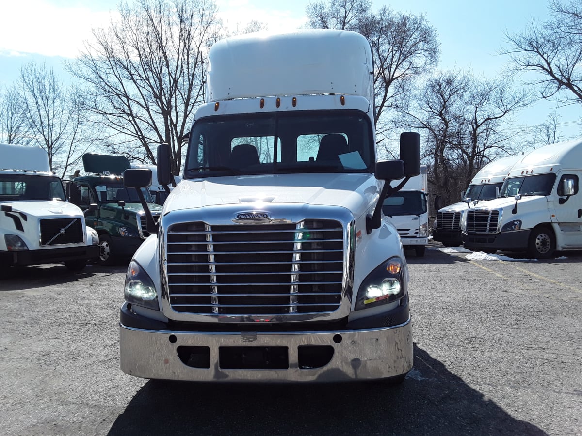 2016 Freightliner/Mercedes CASCADIA 125 651399