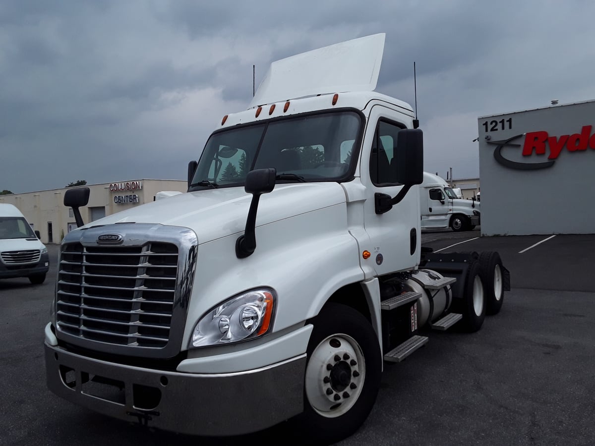 2016 Freightliner/Mercedes CASCADIA 125 652821