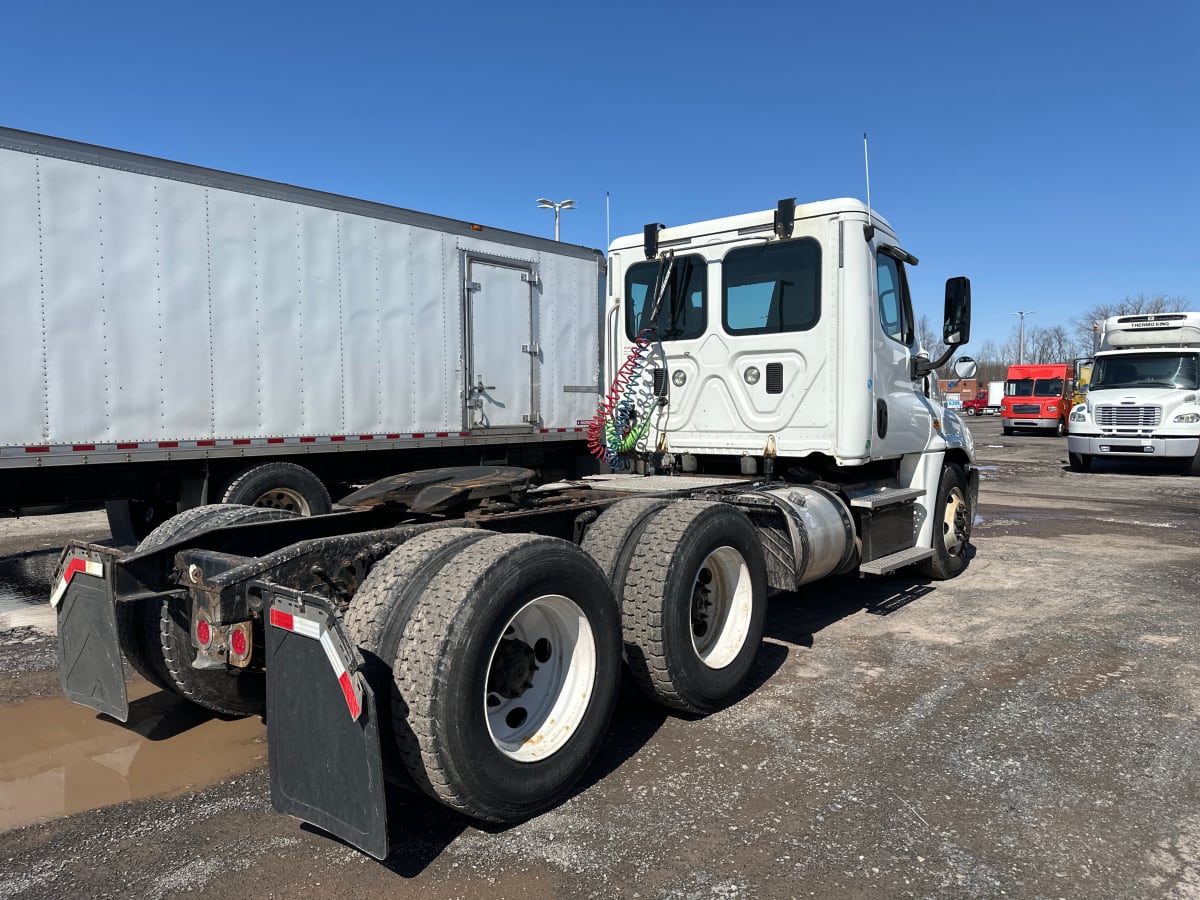 2016 Freightliner/Mercedes CASCADIA 125 654891