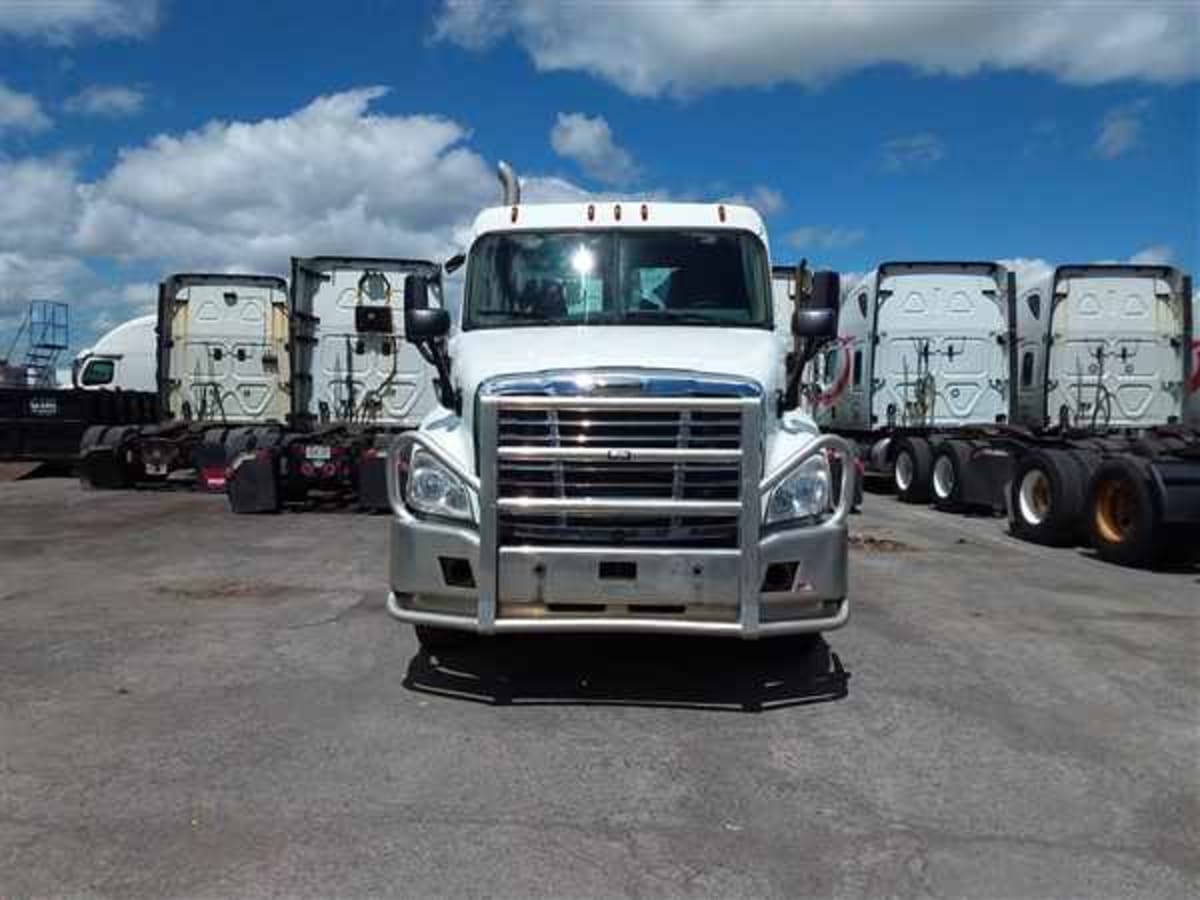 2016 Freightliner/Mercedes CASCADIA 125 657439