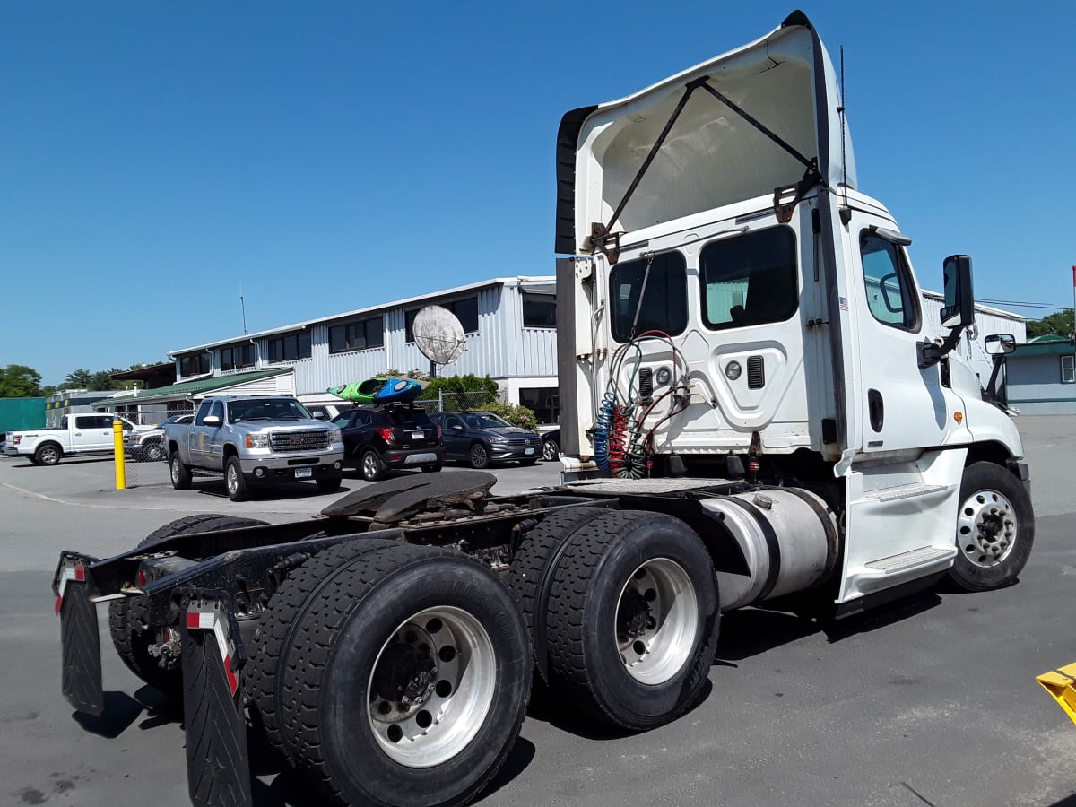 2016 Freightliner/Mercedes CASCADIA 125 659933