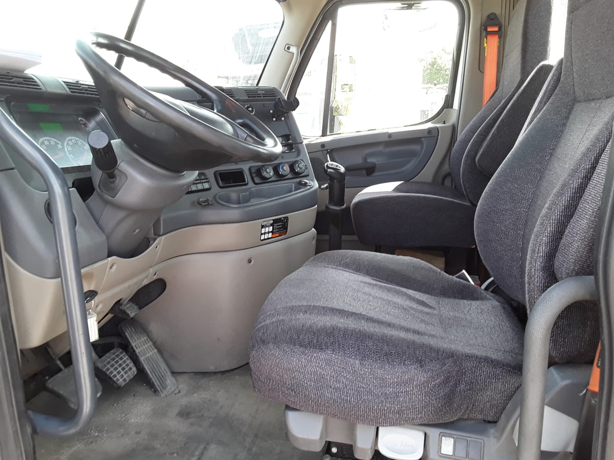 2016 Freightliner/Mercedes CASCADIA 125 659933